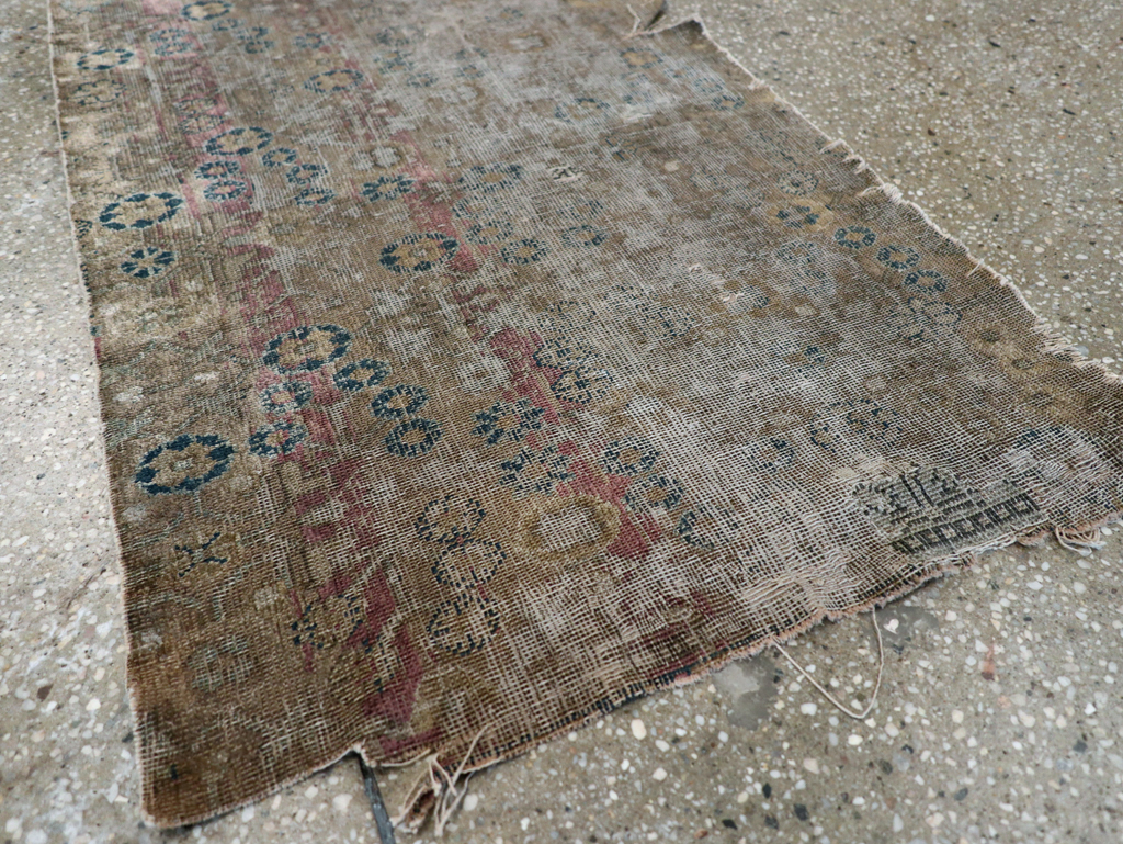 Antique East Turkestan Silk Khotan Fragment, No.17054 - Gsblank