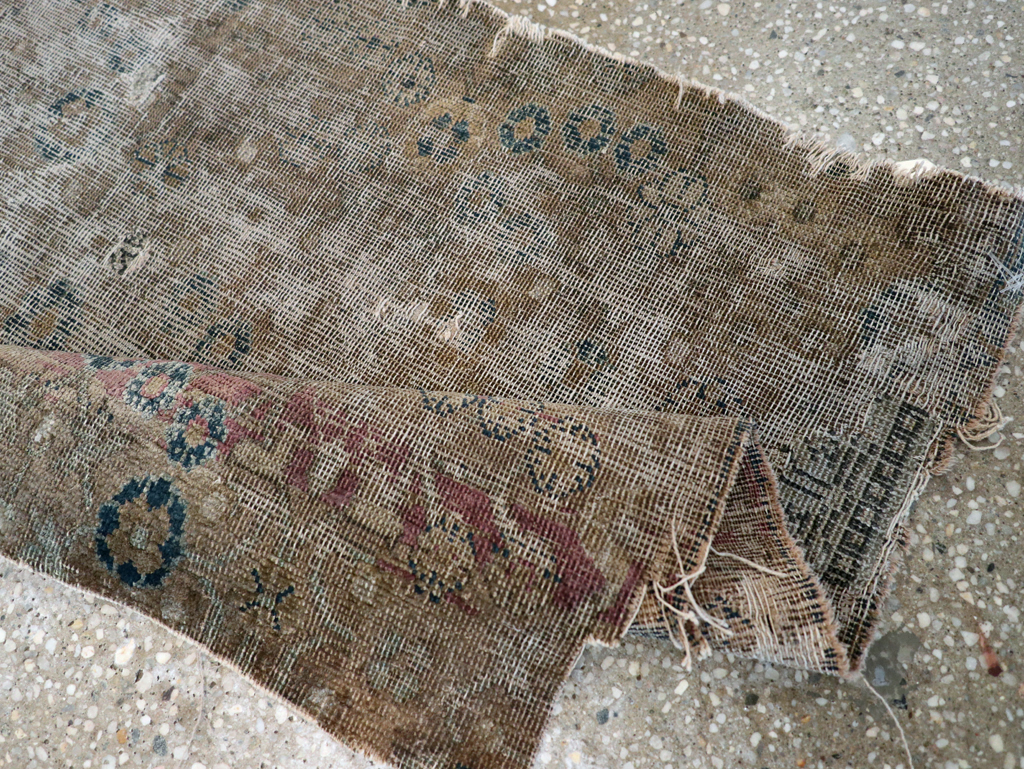 Silk 19th Century Antique East Turkestan Khotan Fragment, No.17054 - Gsblank