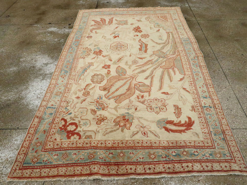 Antique Persian Sultanabad Rug, No.17055 - Gsblank