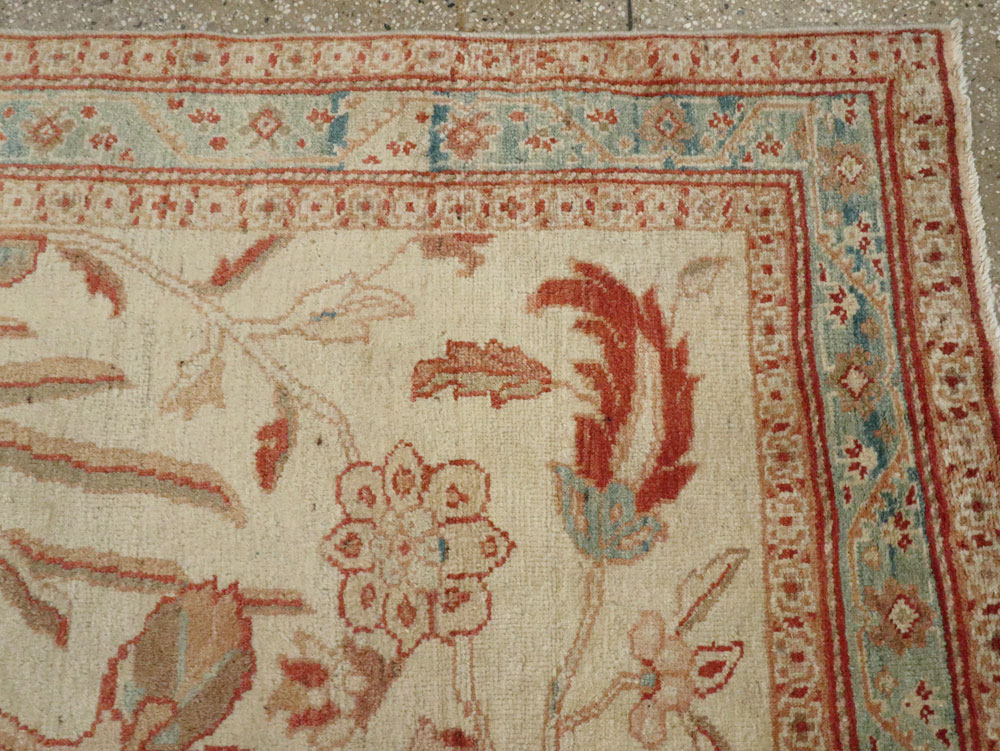 Antique Persian Sultanabad Rug, No.17055 - Gsblank