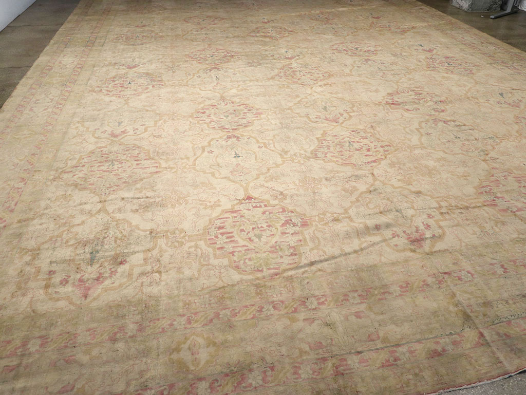 Antique Indian Lahore Carpet, No.17060 - Gsblank
