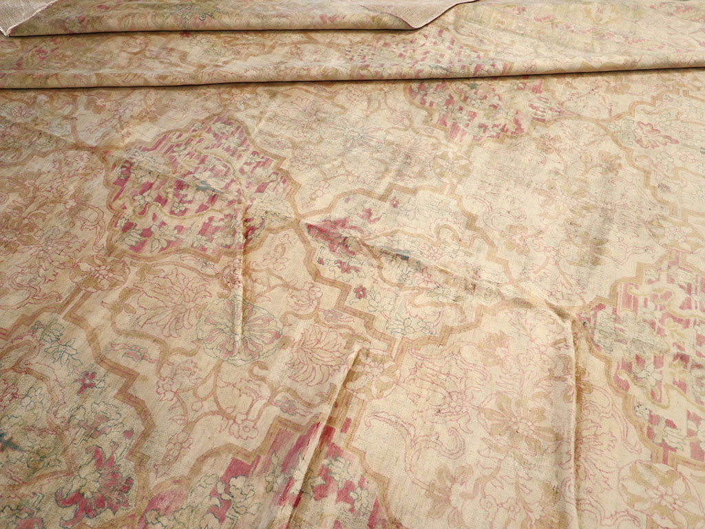 Antique Indian Lahore Carpet, No.17060 - Gsblank