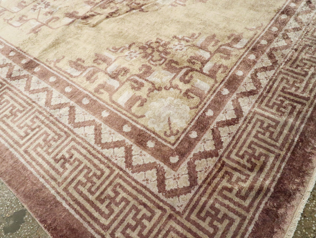 Vintage Chinese Peking Silk Carpet, No.17079 - Gsblank