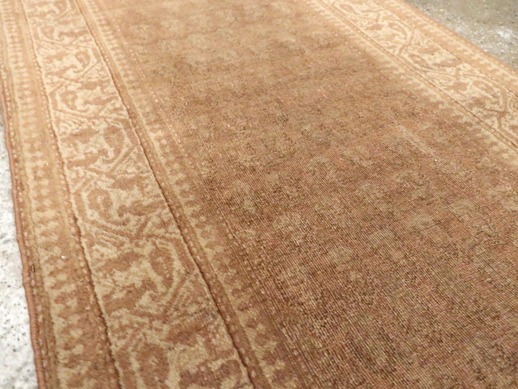 Antique Indian Amritsar Runner, No.17101 - Gsblank