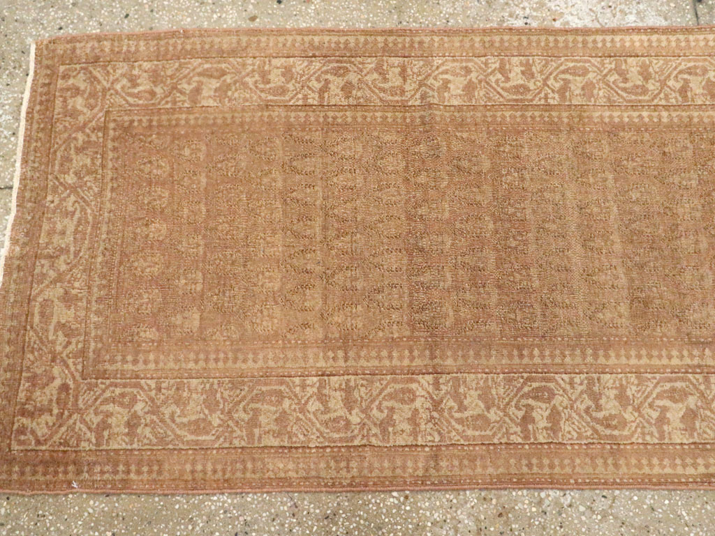 Antique Indian Amritsar Runner, No.17101 - Gsblank