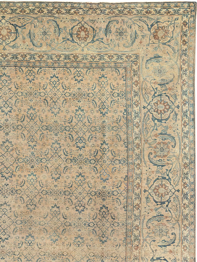 Antique Persian Tabriz Carpet, No.17171 - Gsblank