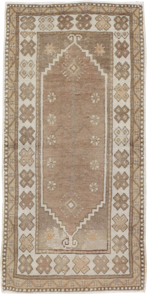 Vintage Turkish Oushak Rug, No.17206 - Gsblank