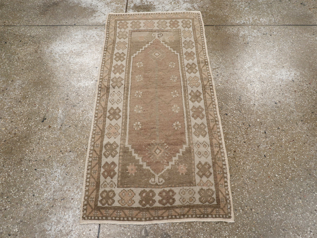 Vintage Turkish Oushak Rug, No.17206 - Gsblank