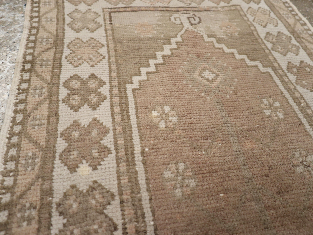 Vintage Turkish Oushak Rug, No.17206 - Gsblank