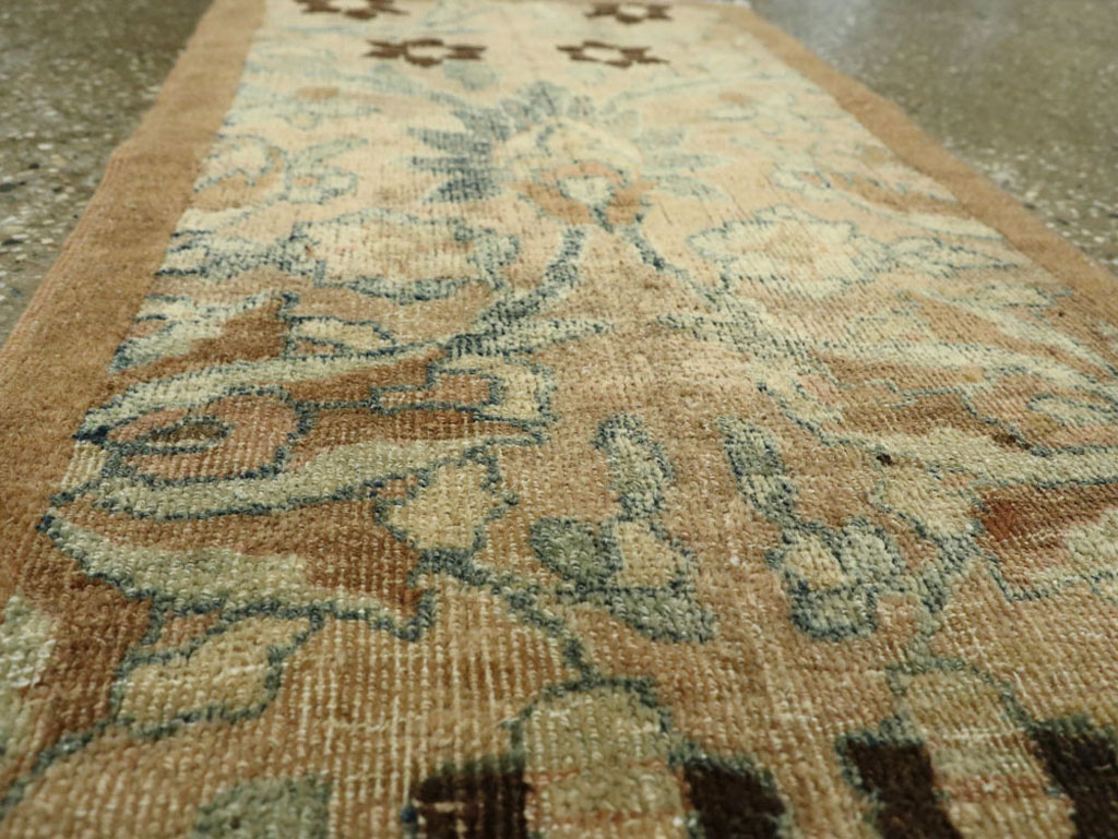 Antique Persian Mashad Rug, No.17209 - Gsblank