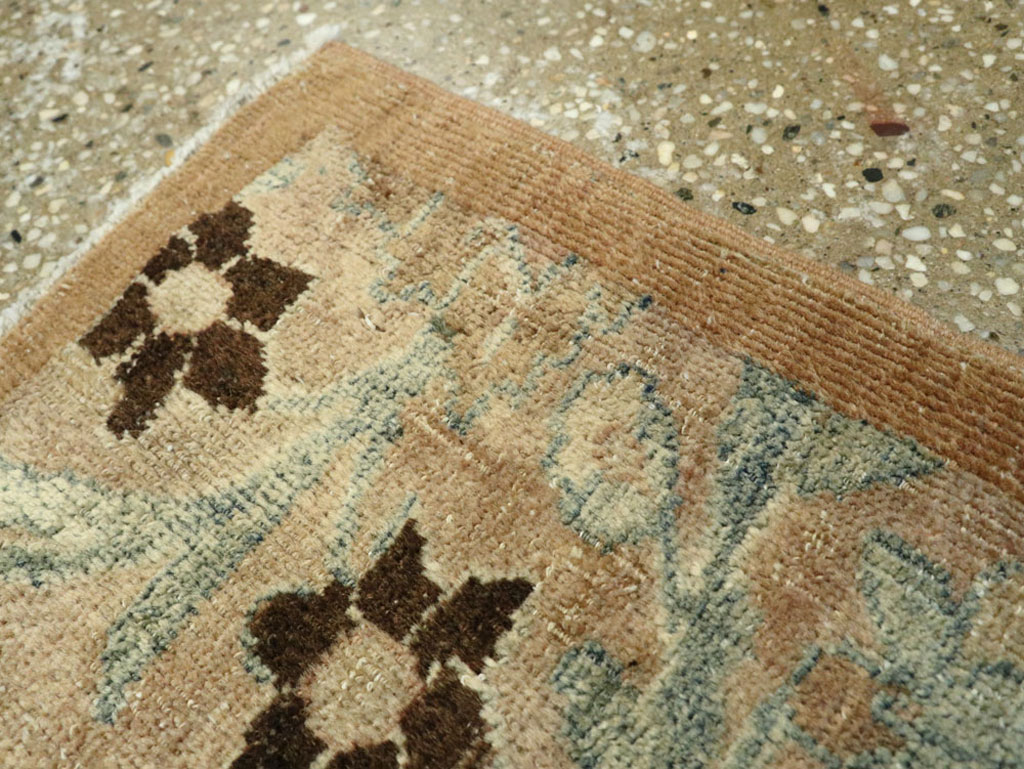 Antique Persian Mashad Rug, No.17209 - Gsblank