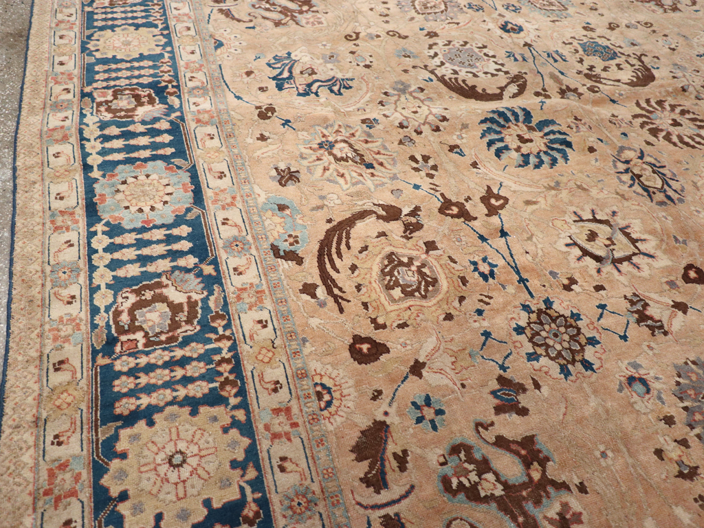 Antique Persian Tabriz Carpet, No.17211 - Gsblank