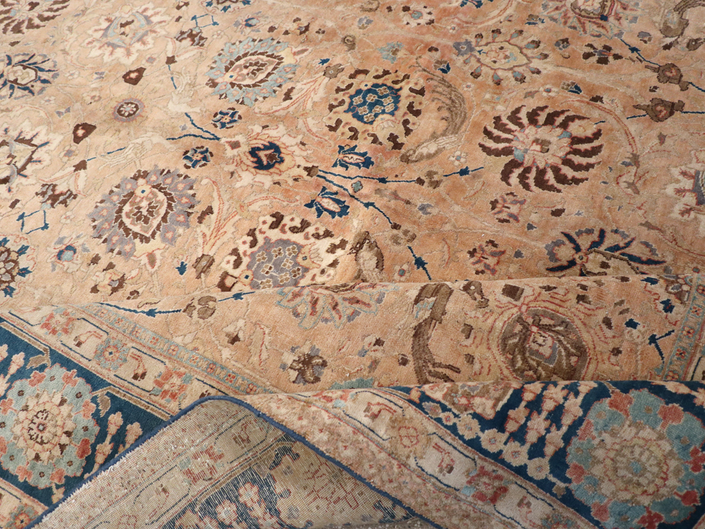Antique Persian Tabriz Carpet, No.17211 - Gsblank