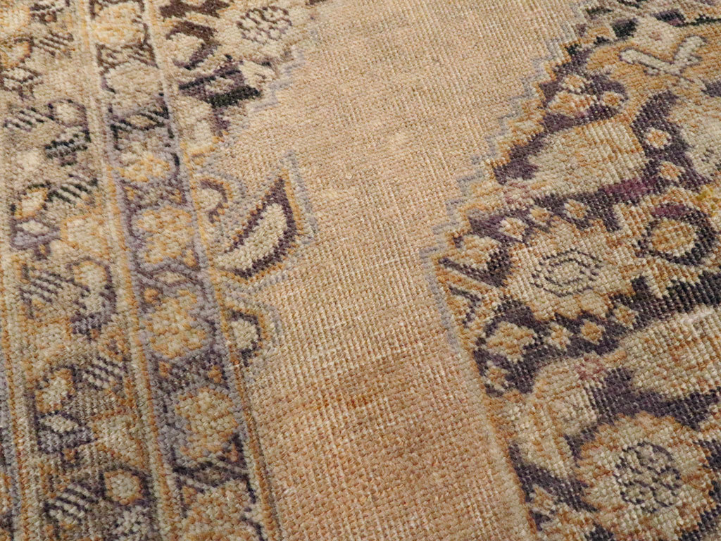 Antique Persian Tabriz Rug, No.17216 - Gsblank