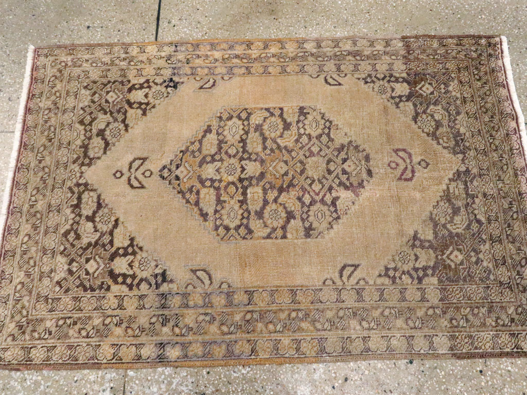 Antique Persian Tabriz Rug, No.17216 - Gsblank