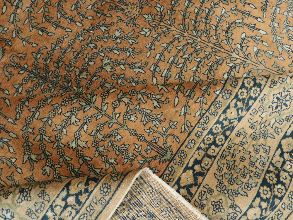 Vintage Indian Lahore Carpet, No.17253 - Gsblank