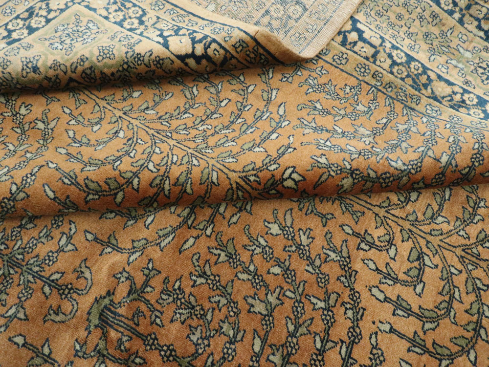 Vintage Indian Lahore Carpet, No.17253 - Gsblank