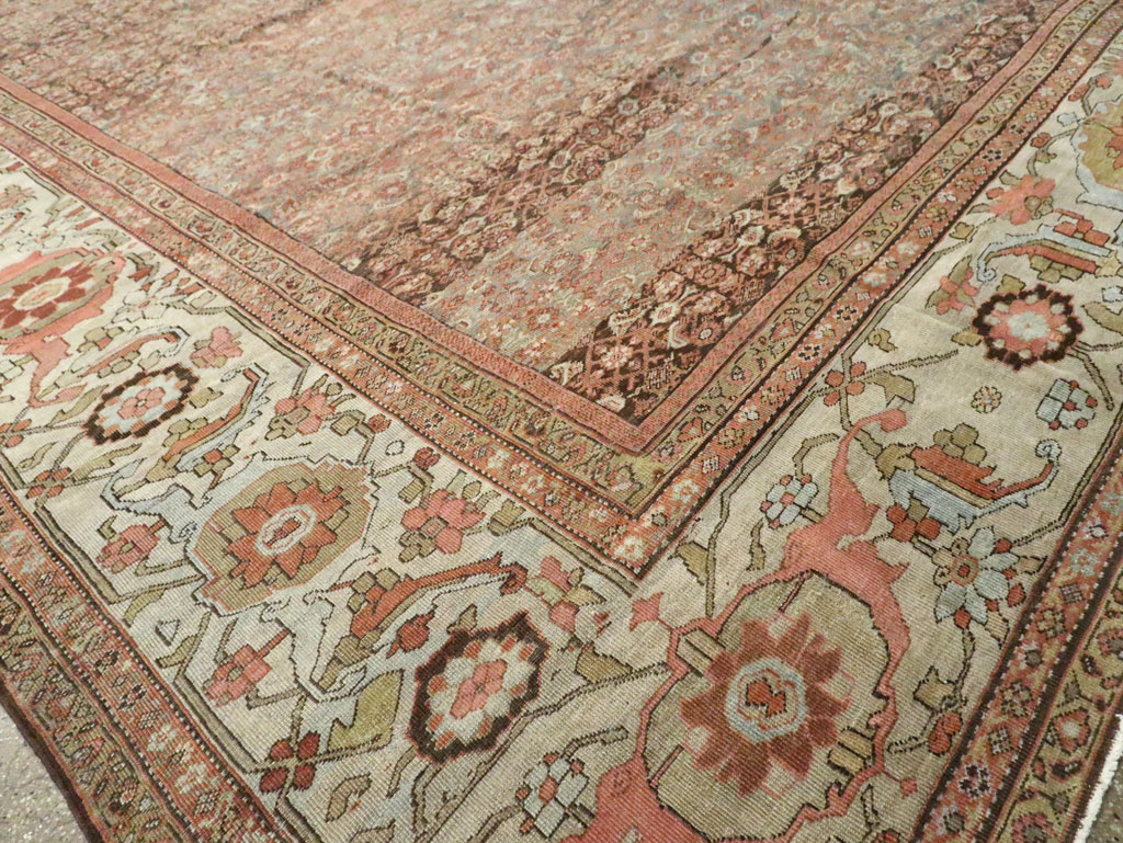 Antique Persian Sultanabad Carpet, No.17262 - Gsblank
