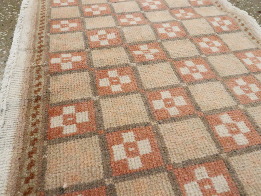 Antique Turkish Sivas Rug, No.17337 - Gsblank