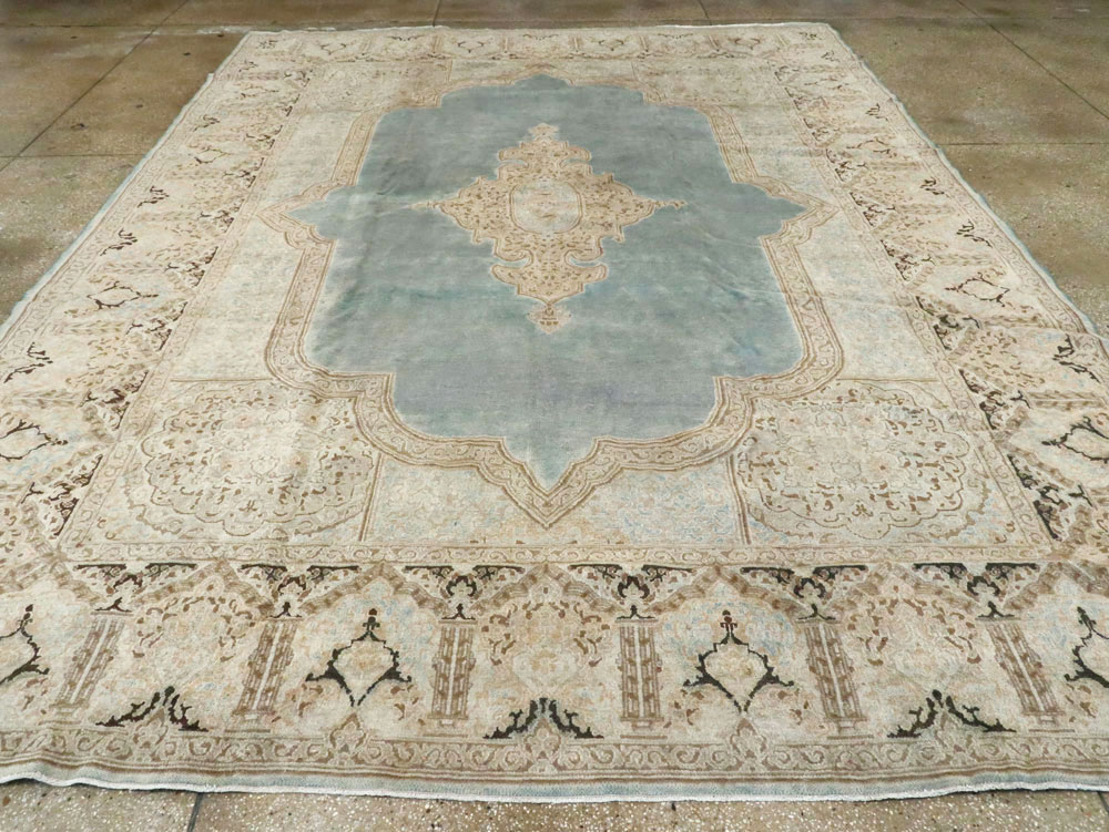 Vintage Persian Kerman Carpet, No.17368 - Gsblank