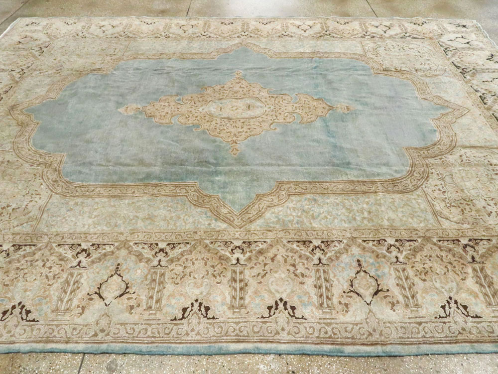 Vintage Persian Kerman Carpet, No.17368 - Gsblank