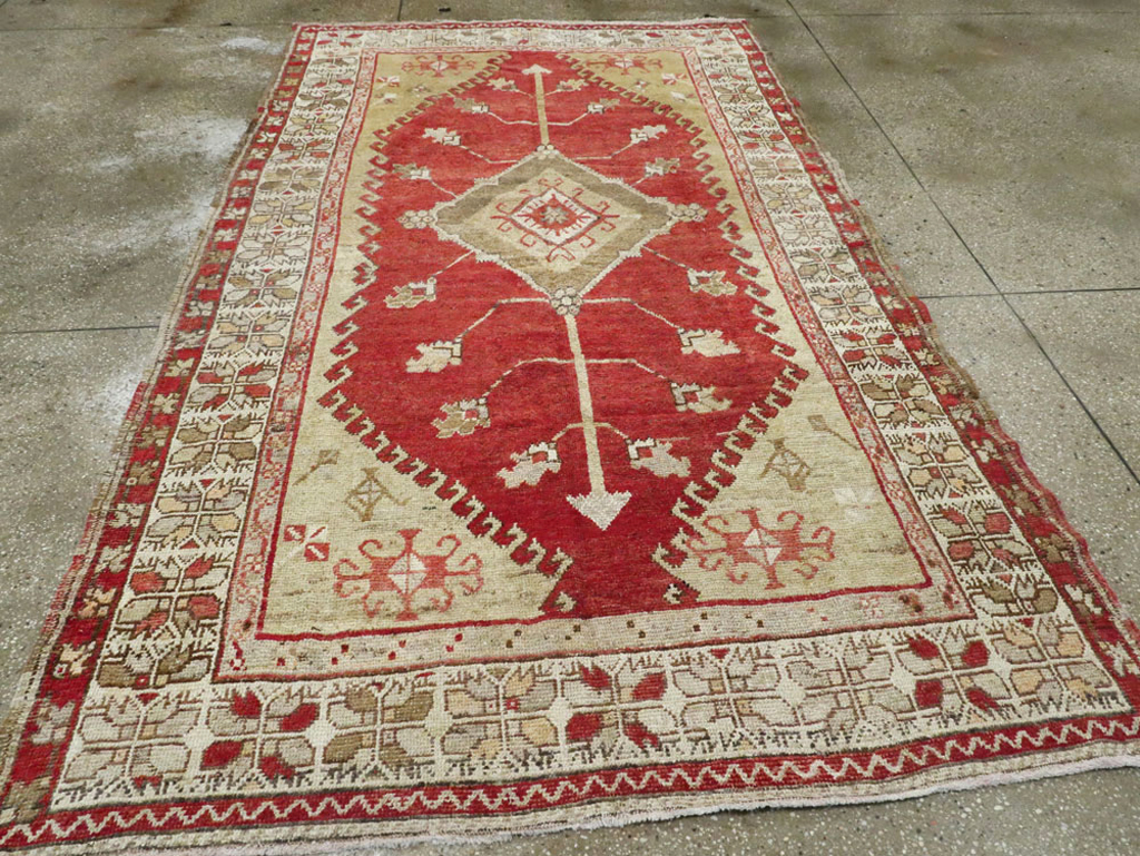 Antique Oushak Carpet, No.17376 - Gsblank