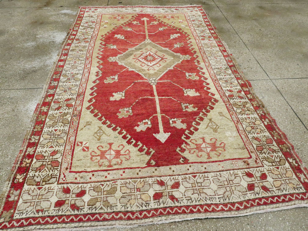 Antique Oushak Carpet, No.17376 - Gsblank