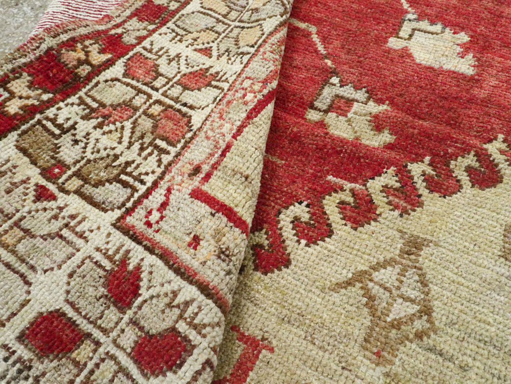 Antique Oushak Carpet, No.17376 - Gsblank