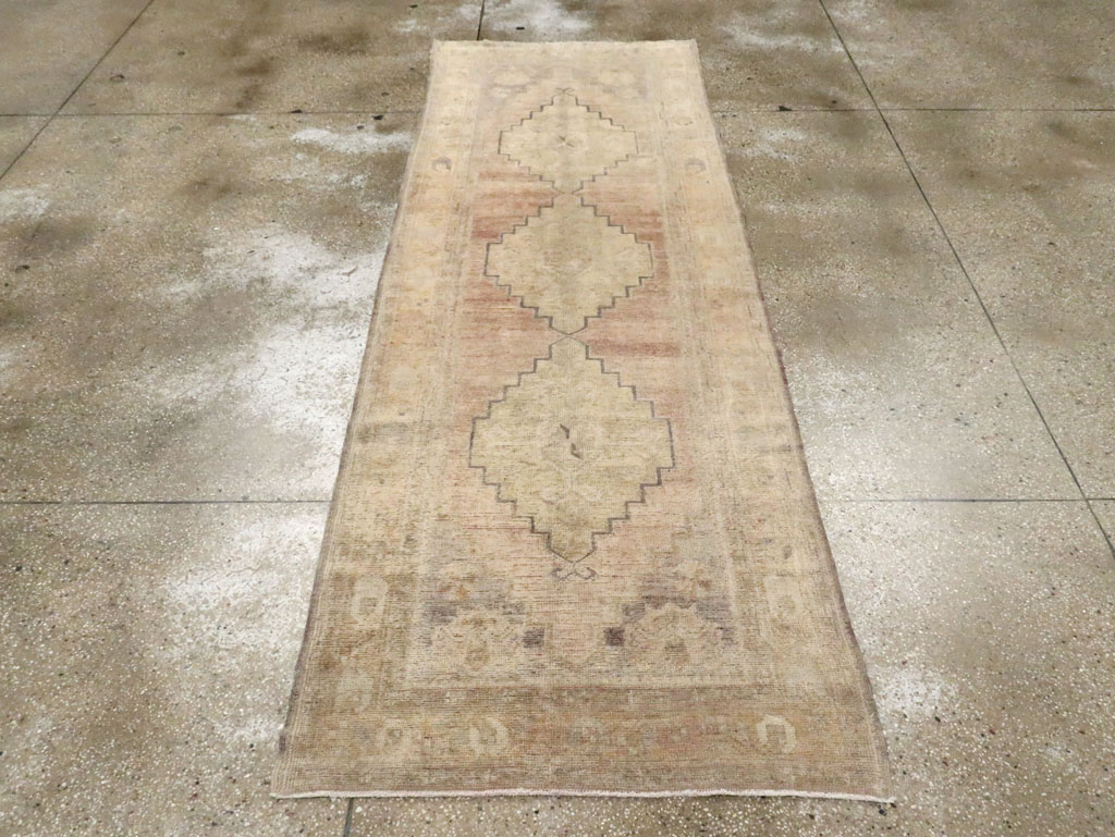 Vintage Turkish Oushak Rug, No.17403 - Gsblank