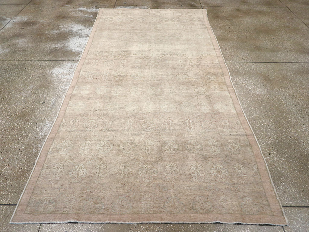 Vintage Turkish Anatolian Gallery Rug, No.17419 - Gsblank