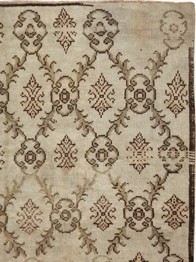 Vintage Turkish Anatolian Rug, No.17435 - Gsblank