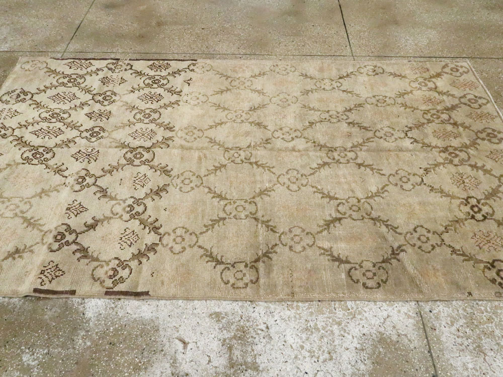 Vintage Turkish Anatolian Rug, No.17435 - Gsblank