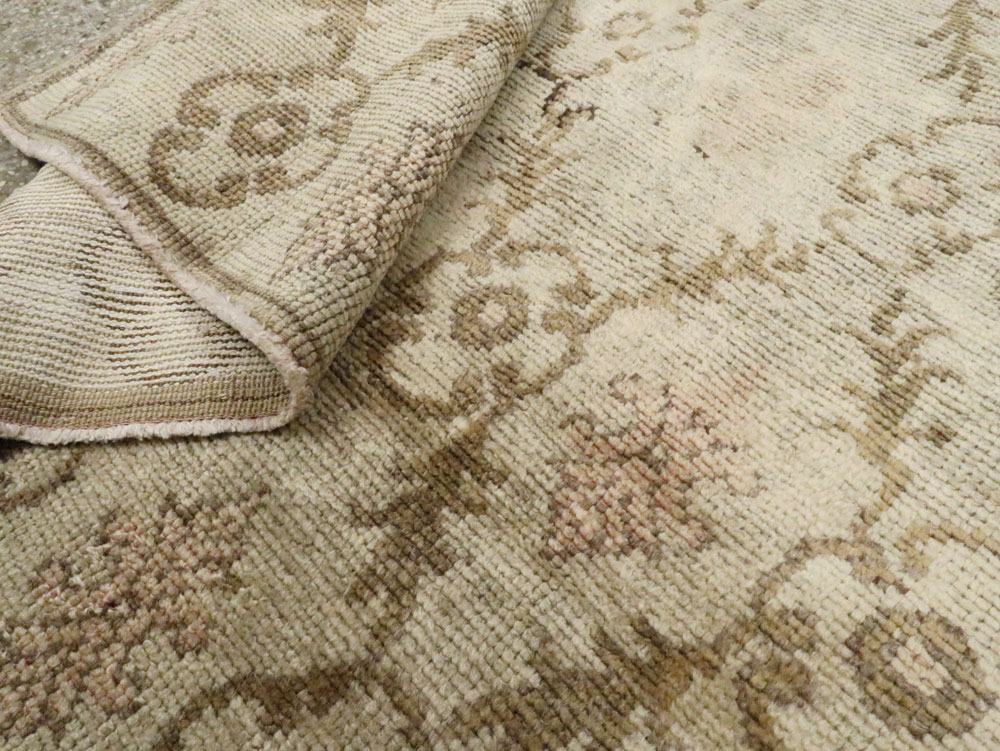 Vintage Turkish Anatolian Rug, No.17435 - Gsblank