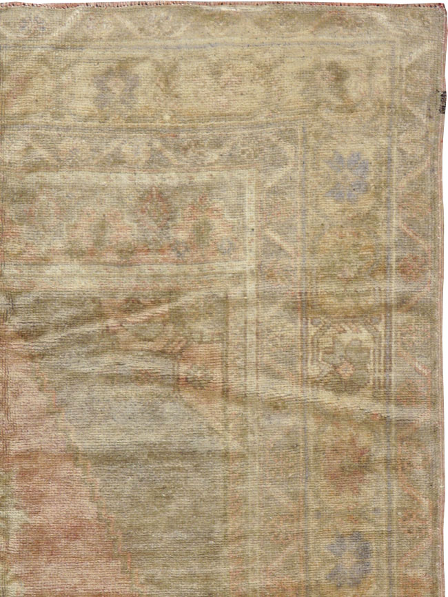 Vintage Turkish Oushak Rug, No.17436 - Gsblank