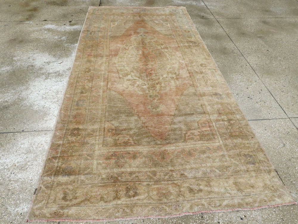 Vintage Turkish Oushak Rug, No.17436 - Gsblank
