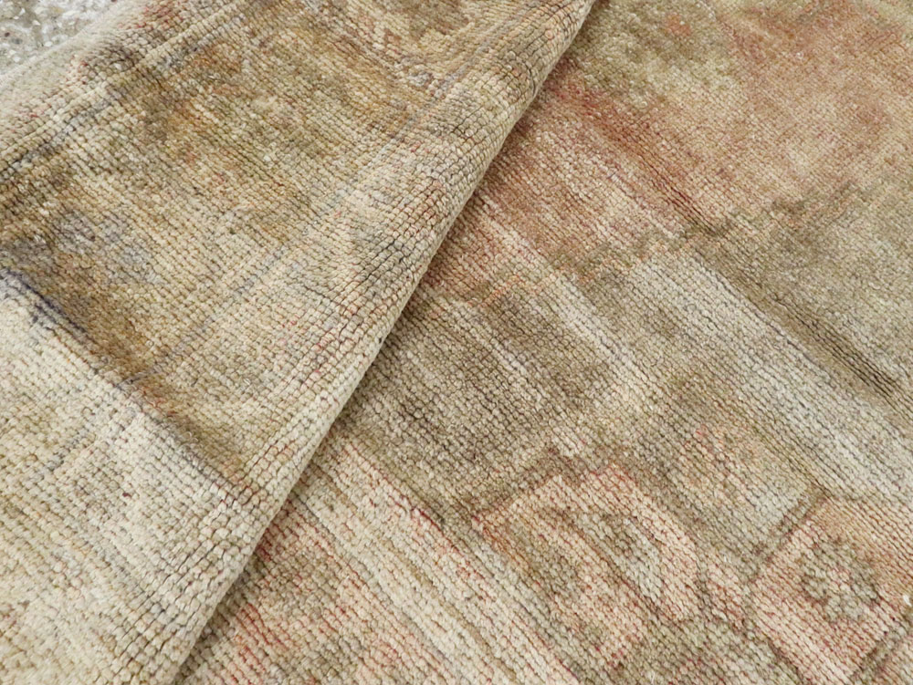 Vintage Turkish Oushak Rug, No.17436 - Gsblank