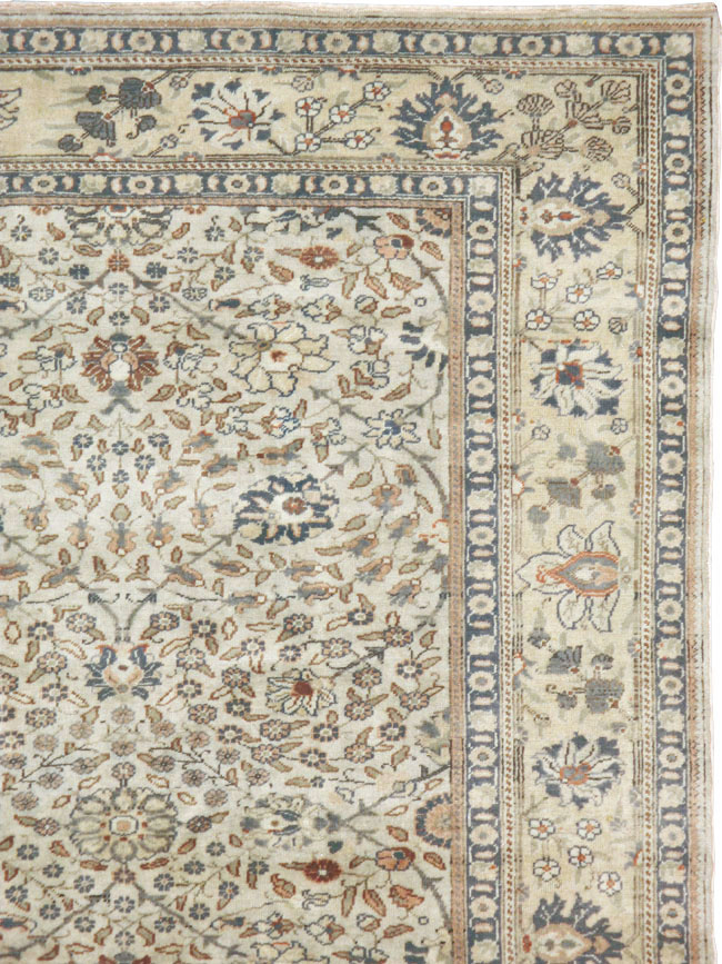 Vintage Turkish Sivas Accent Carpet, No.17439 - Gsblank