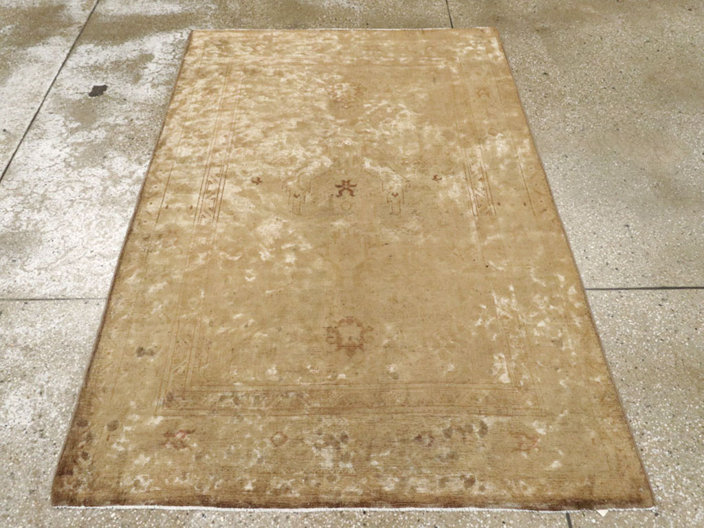 Antique Persian Tabriz Rug, No.17463 - Gsblank