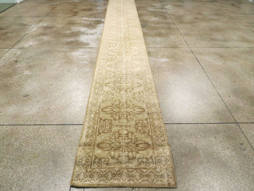 Vintage Indian Lahore Runner, No.17465 - Gsblank