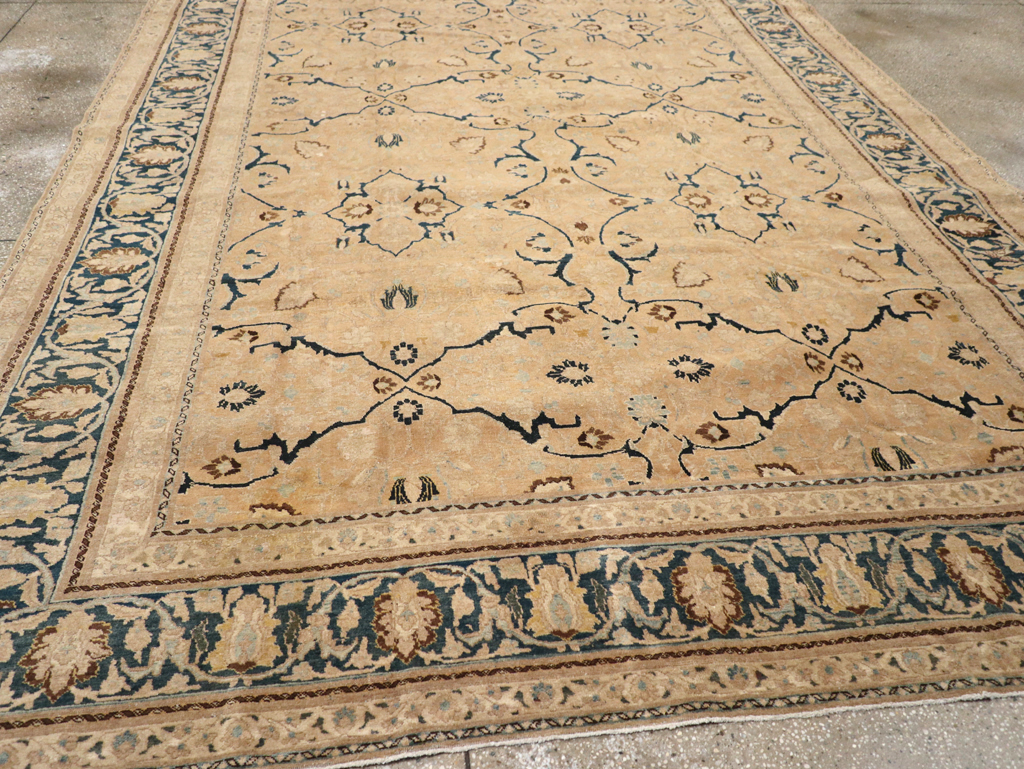 Antique Persian Tabriz Carpet, No.17479 - Gsblank