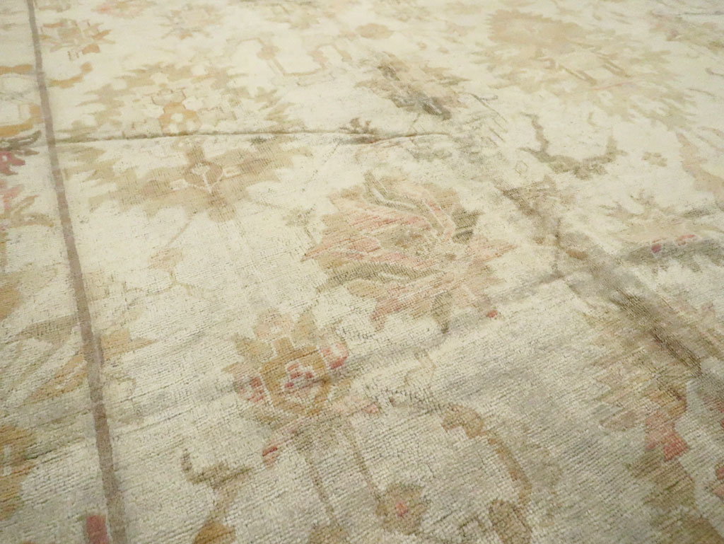 Antique Turkish Oushak Carpet, No.17490 - Gsblank