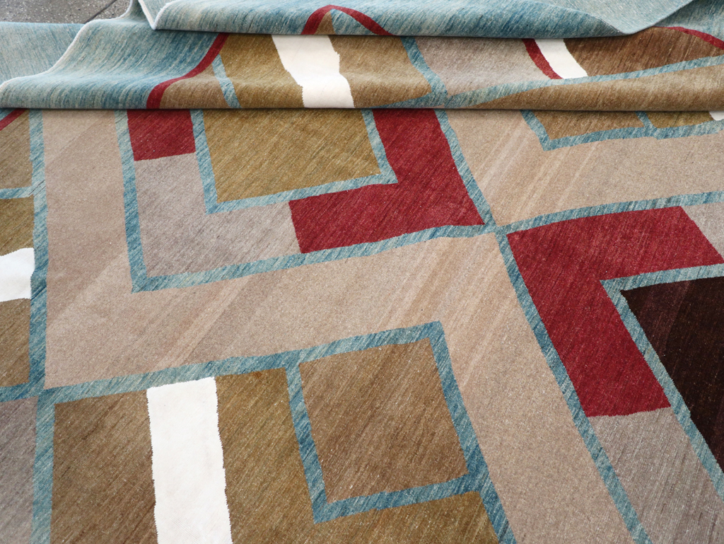 Modernist Persian Tabriz Carpet, No.17507 - Gsblank