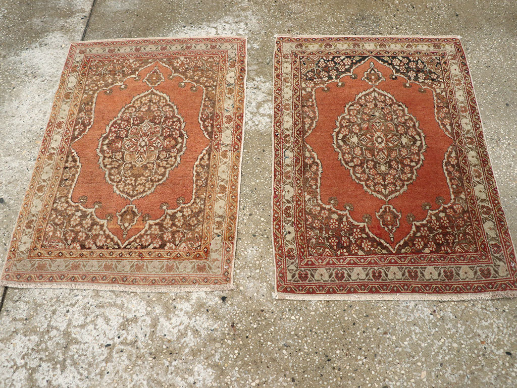 Antique Persian Tabriz Rug (Pair: 2 of 2), No.17521 - Gsblank