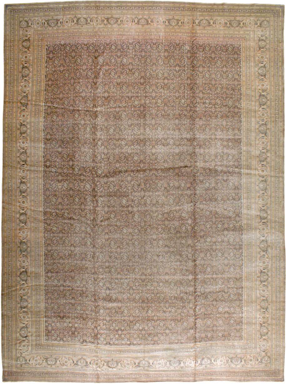 Antique Persian Tabriz Carpet, No.17524 - Gsblank