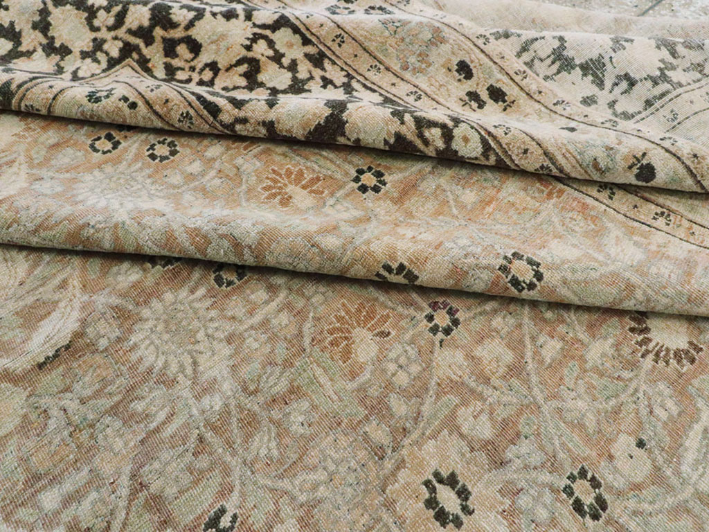 Antique Persian Mashad Carpet, No.17550 - Gsblank