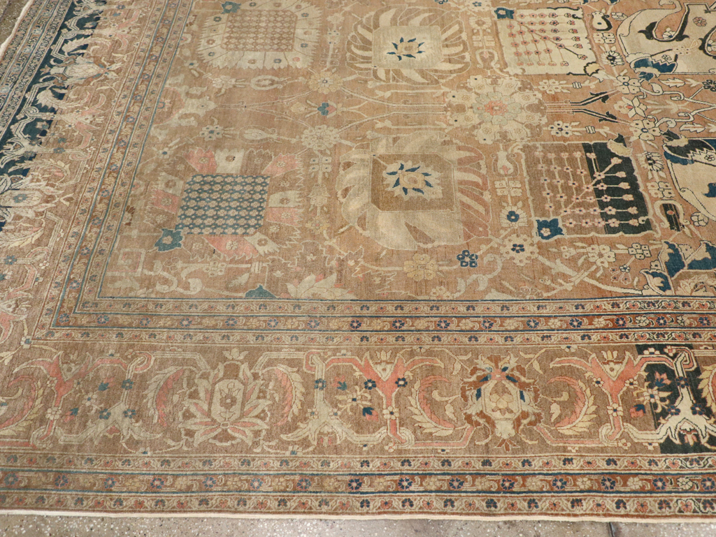 Antique Persian Tabriz Hagi Jalili Carpet, No.17551 - Gsblank