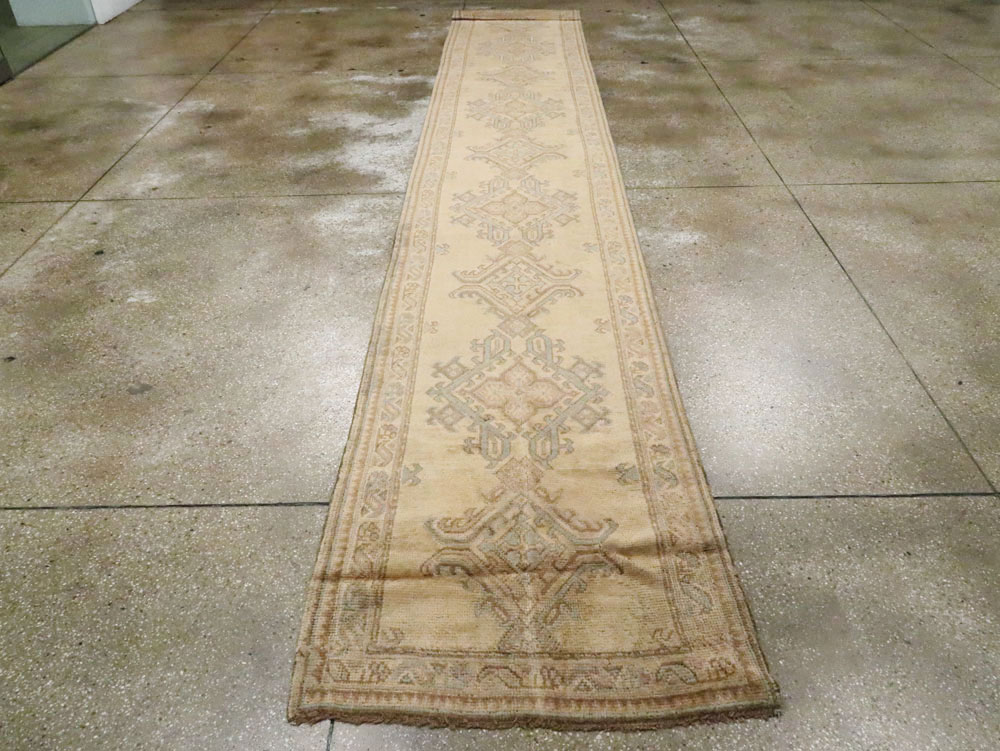 Antique Turkish Oushak Runner, No.17555 - Gsblank