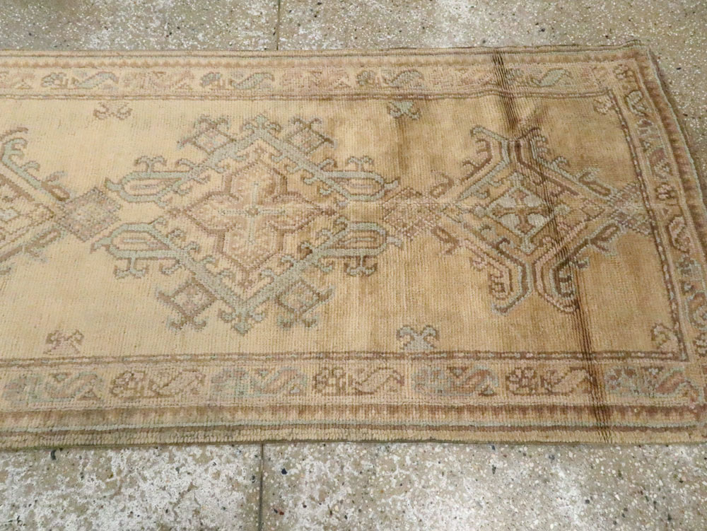 Antique Turkish Oushak Runner, No.17555 - Gsblank