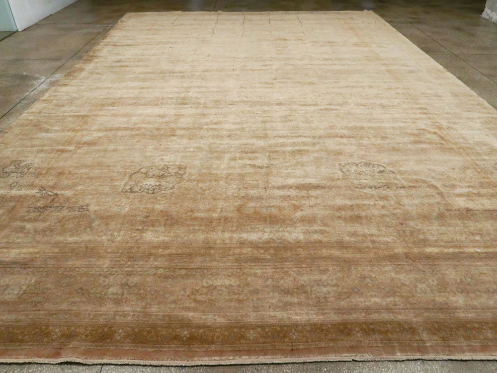Antique Turkish Sivas Carpet, No.17556 - Gsblank