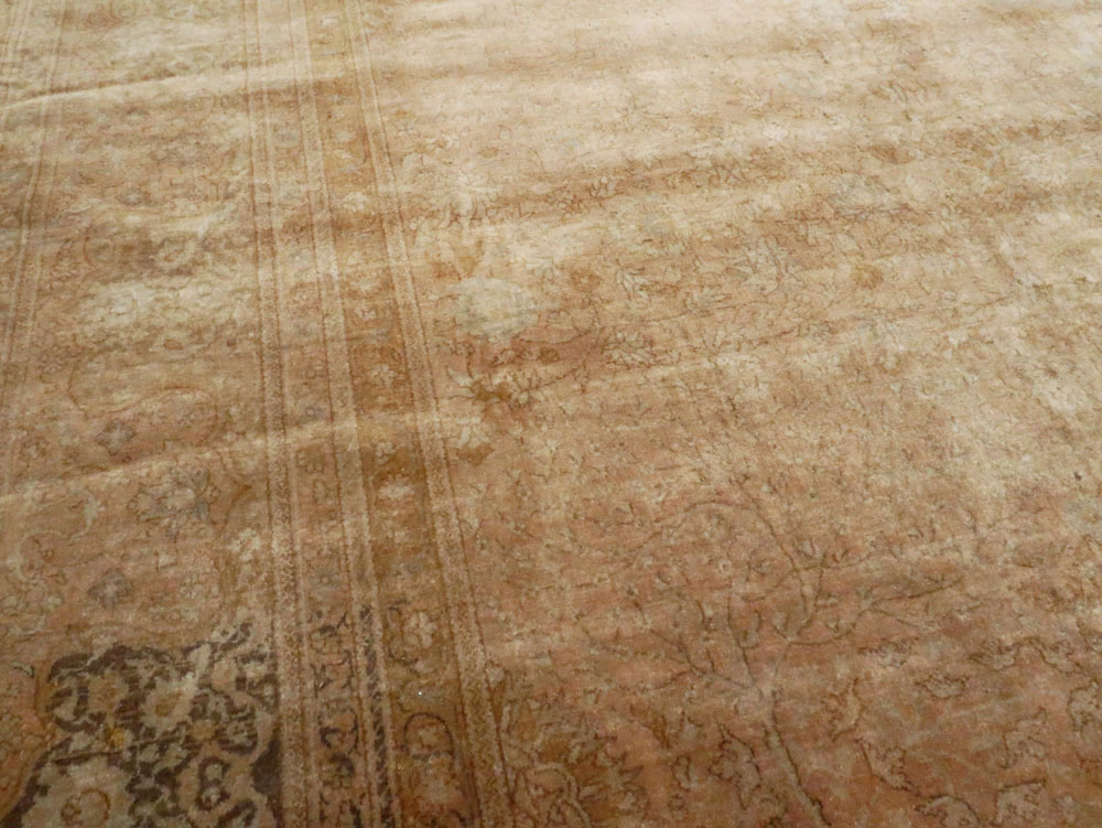 Antique Turkish Sivas Carpet, No.17556 - Gsblank